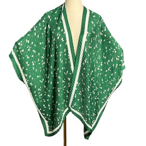 Vintage green scarf shawl