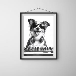The Party DJ Dog | Zabawny cyfrowy wydruk artystyczny | Czarno-biały wydruk | Zabawny plakat z psem | Prezent dla psa | Zabawny plakat z psem | Dekoracja wózka barowego