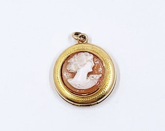 Vintage La Mode Gold Filled Cameo Locket