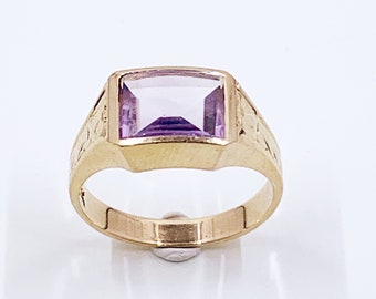 Vintage 10k Gold Lavender Amethyst Engraved Signet Ring | Size 8 1/2 Ring