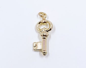 Vintage 14k Gold Skeleton Key Charm Pendant