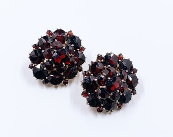 Vintage 800 Silver Rose Cut Garnet Cluster Earrings | Vintage Bohemian Garnet Cluster Clip On Earrings