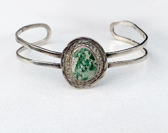 Vintage Silver Stone Cuff Bracelet | Green Stone Cuff