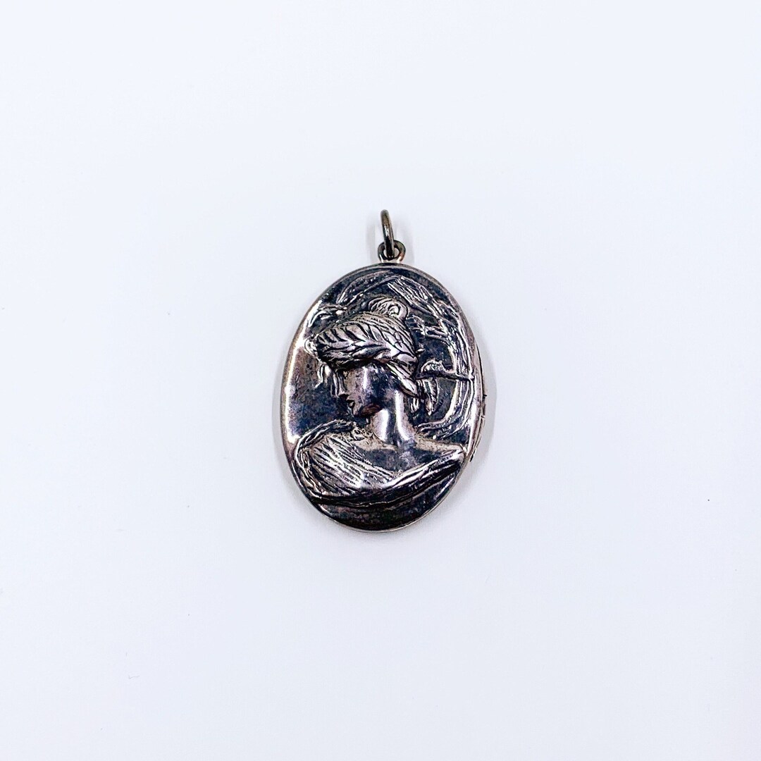 Vintage Sterling Oval Art Nouveau Style Lady Locket | Large Silver ...