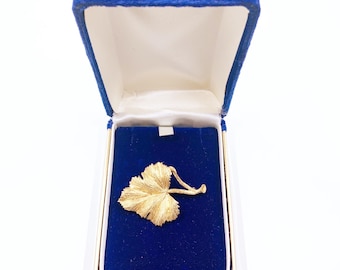 Vintage 18K Textured Leaf Brooch and Pendant
