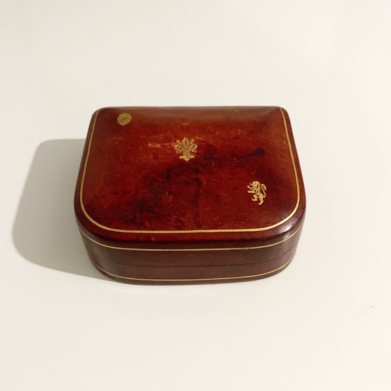 Vintage Red Leather Jewelry Box | Leather and Velv