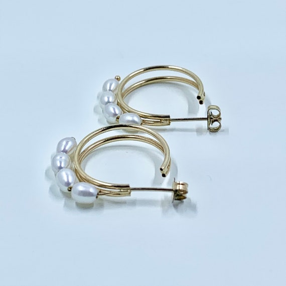 Vintage 14K Pearl Hoop Earrings, 14K Gold Hoops, … - image 3