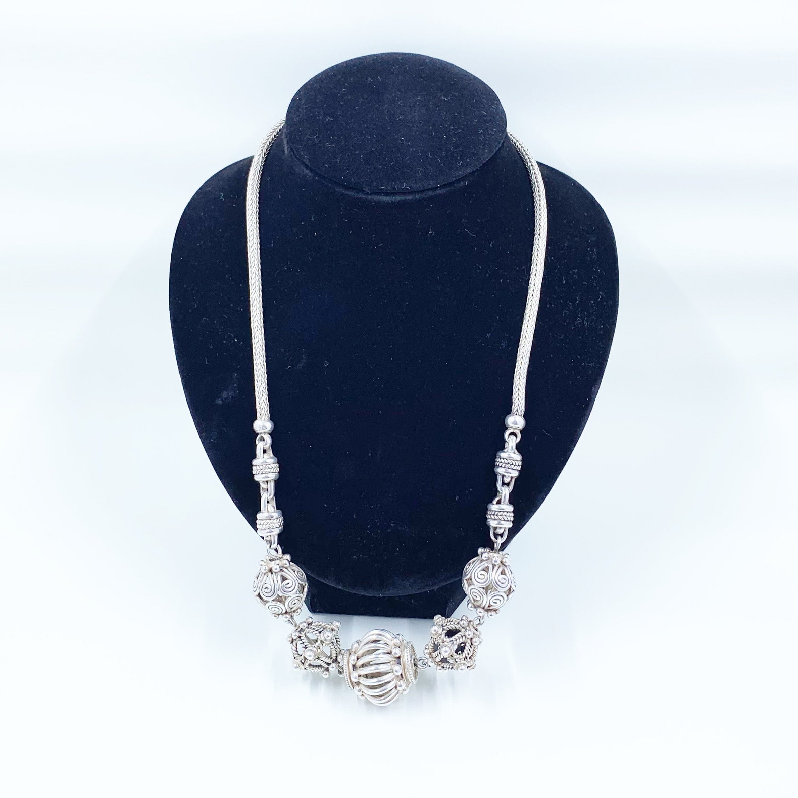 Vintage Bali Bead Necklace Large Bali Bead Woven Chain Etsy