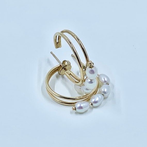 Vintage 14K Pearl Hoop Earrings, 14K Gold Hoops, … - image 2