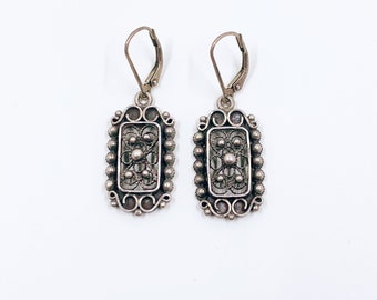 Vintage Sterling Silver Filigree Dangle Earrings: Openwork Design
