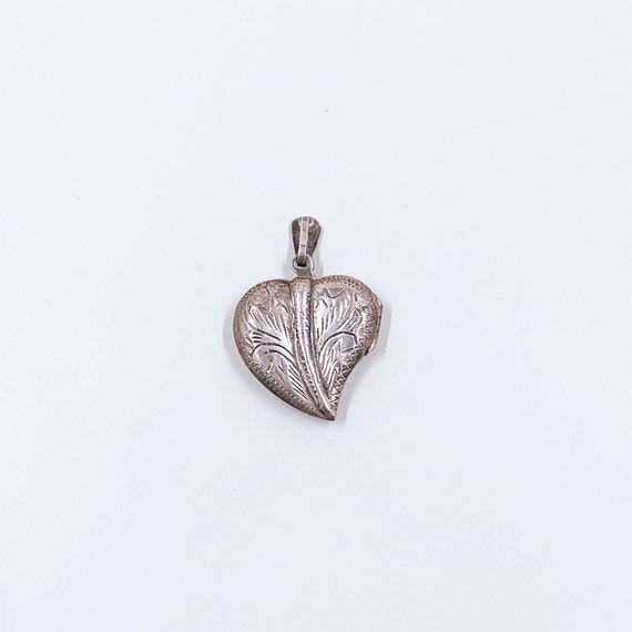 Vintage Silver Engraved Leaf Locket | Silver Leaf… - image 2