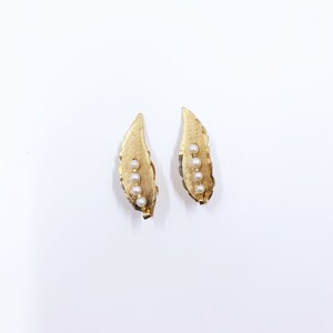 Vintage Gold Filled Leaf Earrings: Imperial Pearl Syndicate Clip On