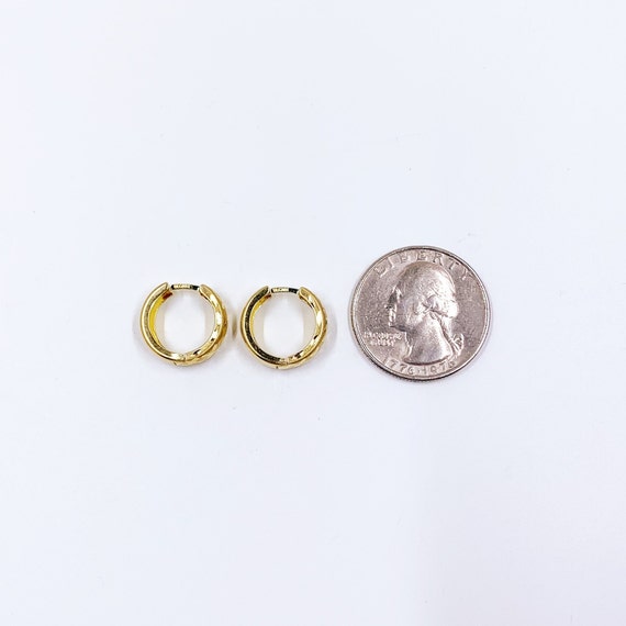 Estate 18k Textured Gold Huggie Earrings | Small … - image 3