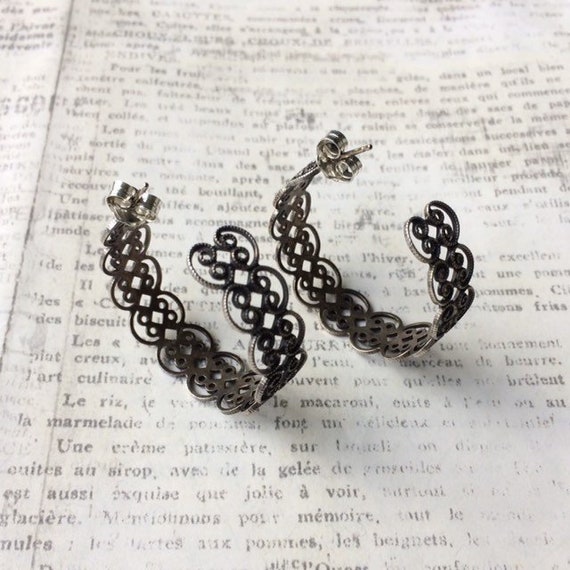 Vintage Silver Filigree Hoop Earrings | Half Hoop