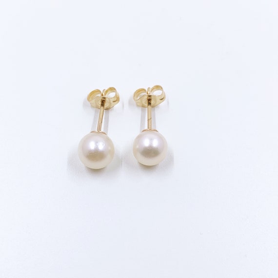 Vintage 14K Classic Pearl Stud Earrings, Everyday… - image 5