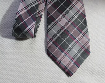 Vintage 80s Stafford Pink & Gray Plaid Silk Necktie, 3.25 X 58 Inches