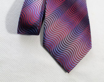 Vintage Axist Essentials 3.5 X 56 Inch Silk Necktie, Blue & Red