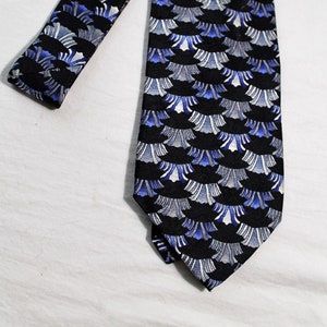 Vintage J. GARCIA Deco Style Silk Necktie, 3.5 X 56 Inches