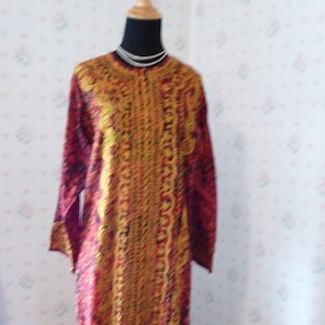 SALE Vintage Embroidered Red Maxi Boho Ethnic Caftan Dress, Small-Medium, Tall
