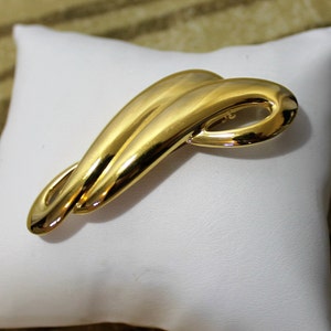 Vintage Signed TRIFARI Swoosh Brooch, Statement Jewelry, QVC