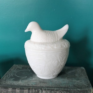 Vintage AVON Milk Glass Nesting Dove Trinket Jar, 2 Available