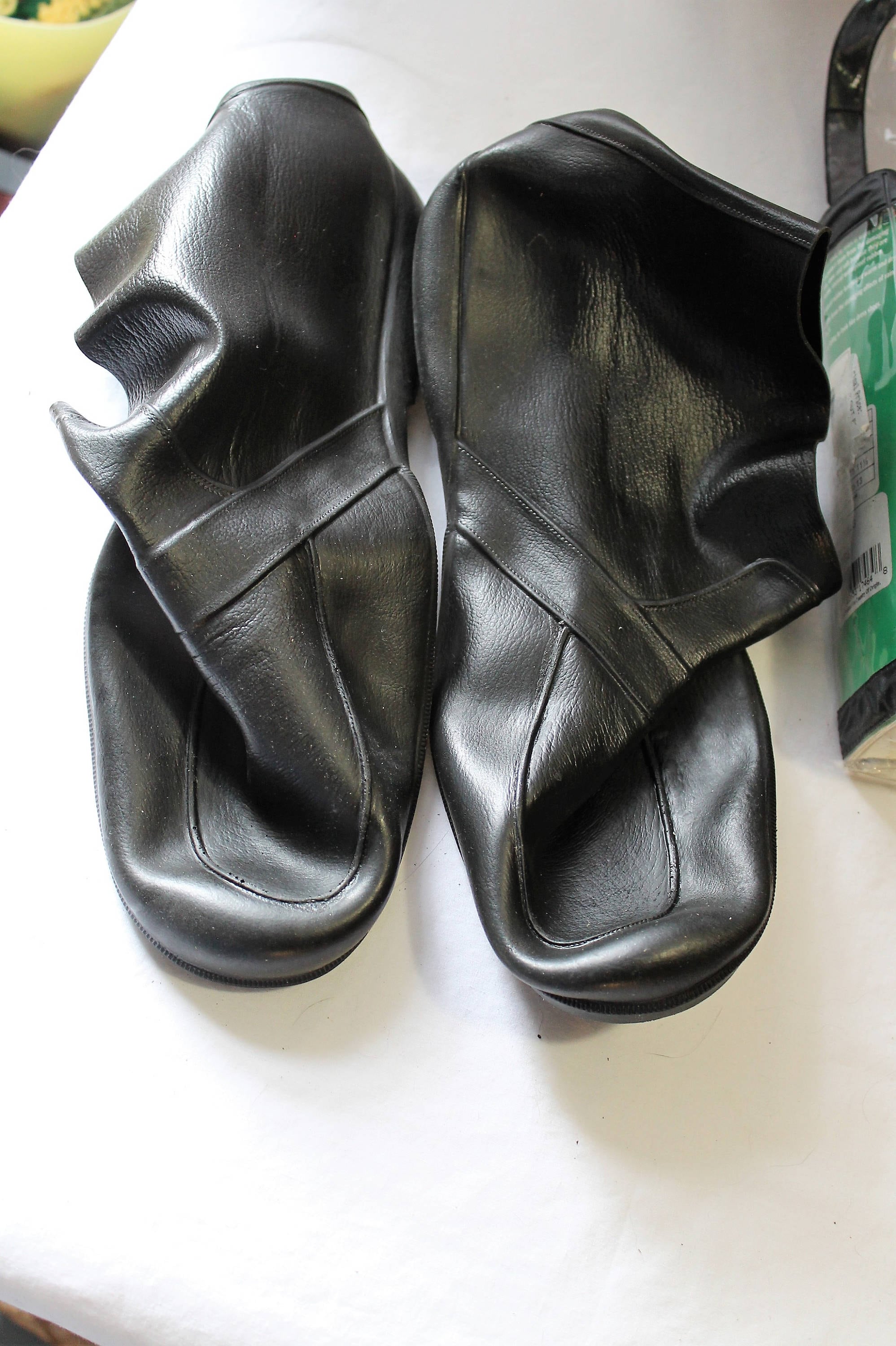 Totes mens hotsell rubber overshoes