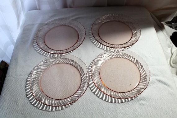 Arcoroc Rosaline Pink (swirl Optic) Luncheon Set, 20 Pc. Service