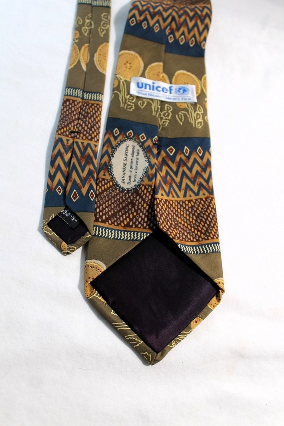 Vintage UNICEF Silk Necktie, 3.75 X 58 Inch, Oliv… - image 3