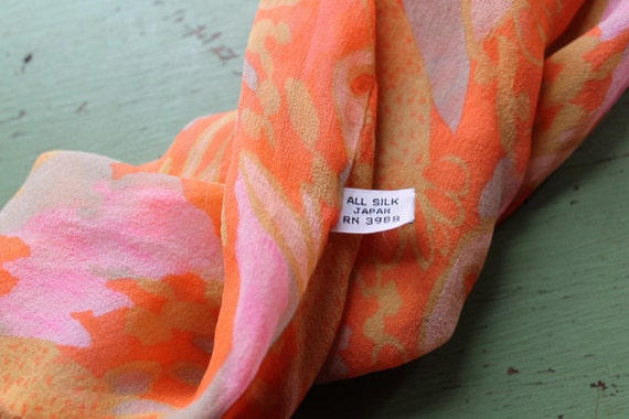 Vintage Silk Chiffon Infinity Cowl Scarf, Pink & … - image 4