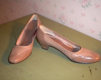 CLEARANCE Vintage Selby Darby Comfort Flex Spectator Pumps, 8AAA