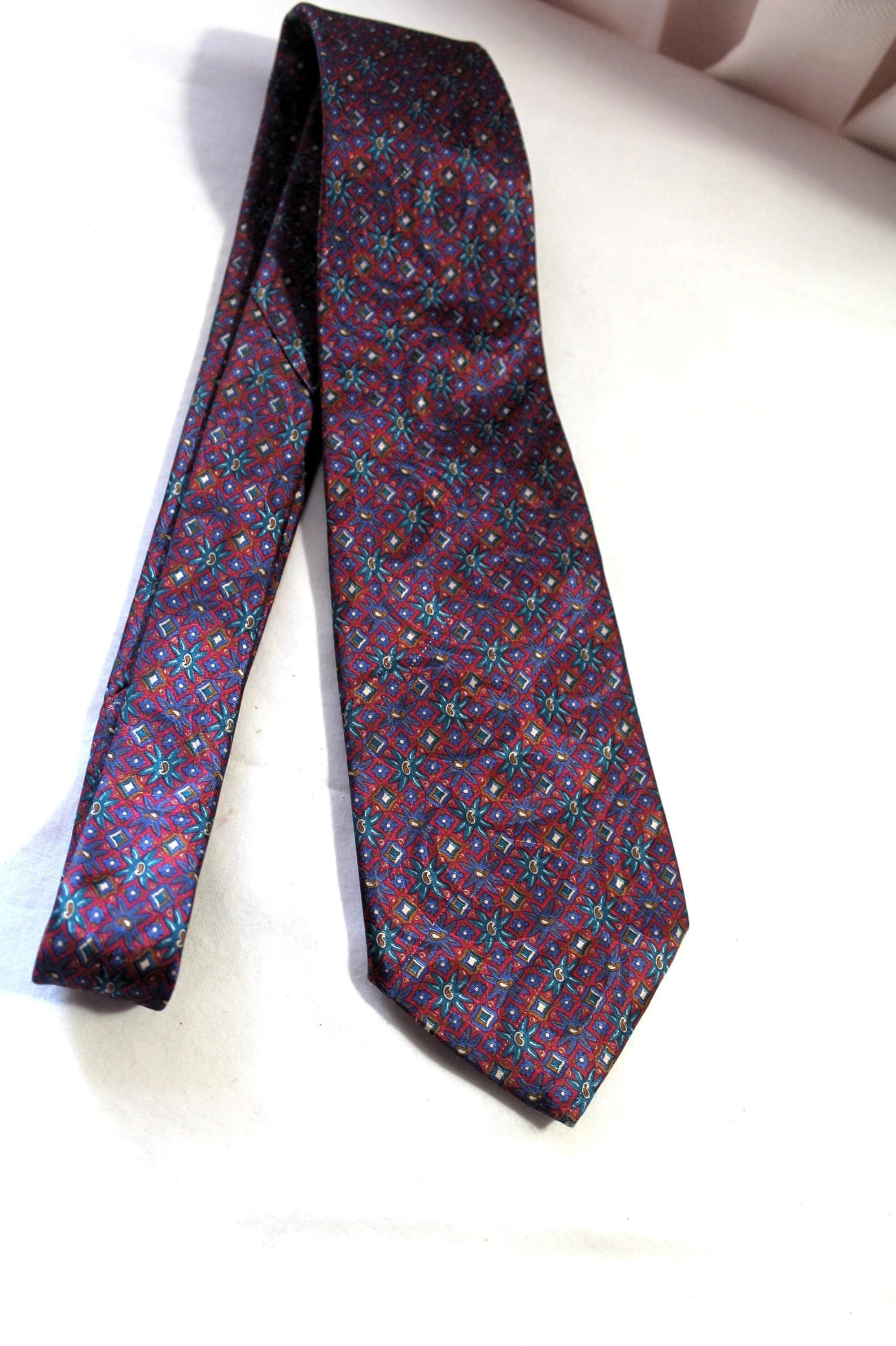 london fog tie
