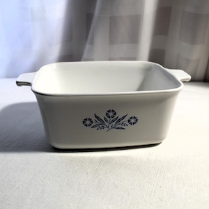 Corning Cornflower Blue 1.5 Quart Loaf Pan / Casserole Dish, P-4-B, No Lid
