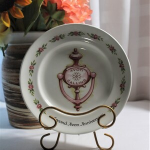 Vintage "Second Avon Anniversary" Collectible Plate, "The Doorknocker," 1980s