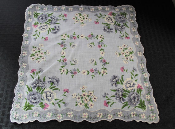 Vintage Cotton Floral Handkerchief, White with Pi… - image 2