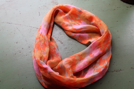 Vintage Silk Chiffon Infinity Cowl Scarf, Pink & … - image 3