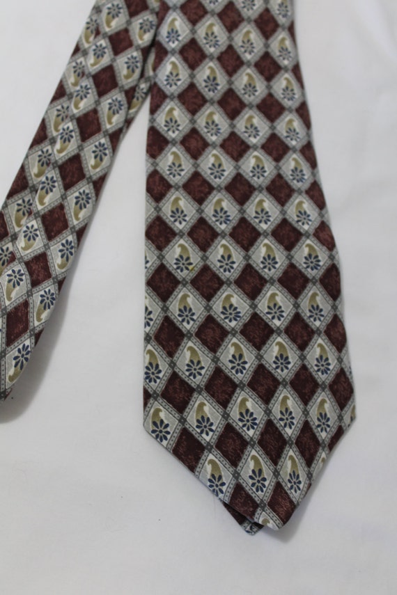 Vintage J.T. BECKETT 3 7/8 Inch Wide Silk Necktie,