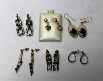 SALE Lot of 6 Pair Vintage Pierced Dangling Earrings, Nice Destash Wardrobe!