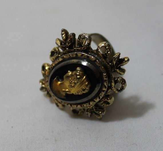 Large Left Facing Cameo Cocktail Ring, Statement … - image 3