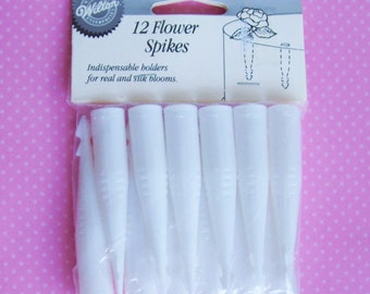 Package of 12 Wilton Flower Spikes 3" for Cake Craft