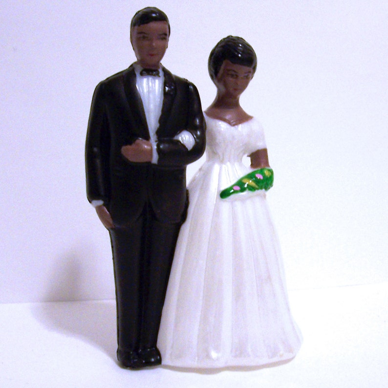 Modern Vintage Dark Bride w Lace Dress and Groom Cake Topper DIY
