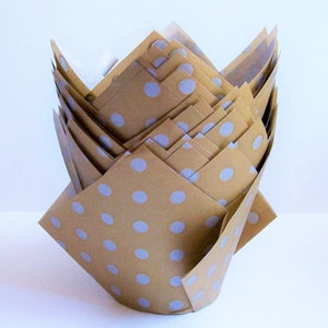 24 moules à cupcakes en papier tulipe à pois argentés