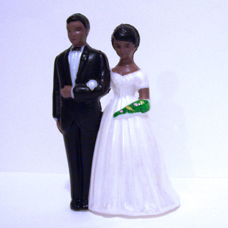 Modern Vintage Dark Bride w Lace Dress and Groom Cake Topper DIY