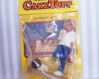 WILTON Bumbling Bowling Man Funny Cake Topper Vntg 1983 Still in Original Package 4 1/2" Tall