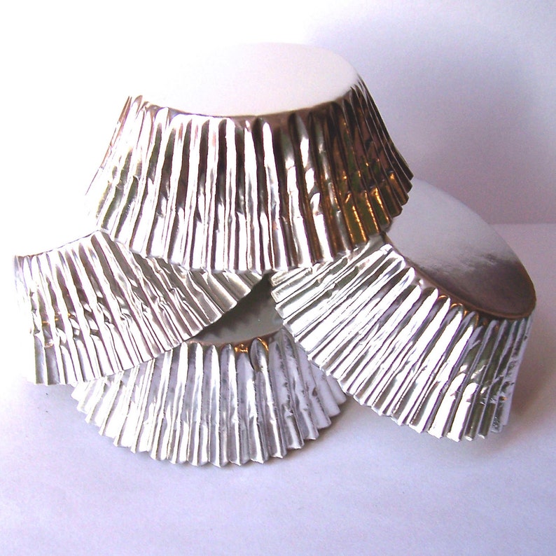 50 Silver JUMBO Size Foil Cupcake Liners Etsy