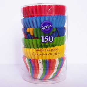 Wilton 150 Mini Baking Cups- Candy Liners Assortment Primary Multi