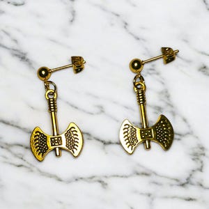 Gold Earrings with Axe Pendant – Viking Design