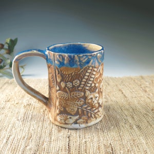 Handmade Pottery Mug with Woodland Animal Story, Natural Brown and Mottled Azure Blue, Unique Detailed Texture Porcelain Cup 画像 1