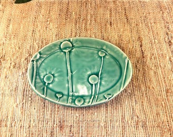 Handmade Daisy Porcelain Plate, Spring Green Pottery Soap Dish, Jewelry Plate