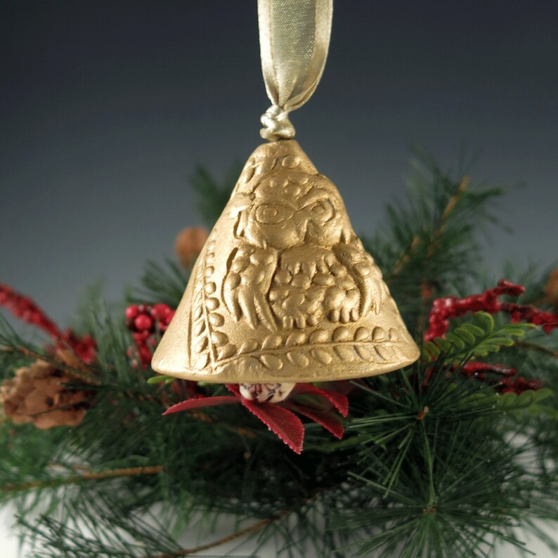 Owl Christmas Bell, Handmade Holiday Porcelain Ornament afbeelding 1