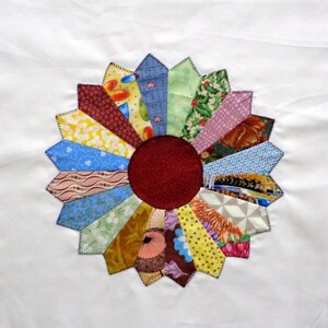 Dresden Plates Appliqued Quilt Blocks image 4